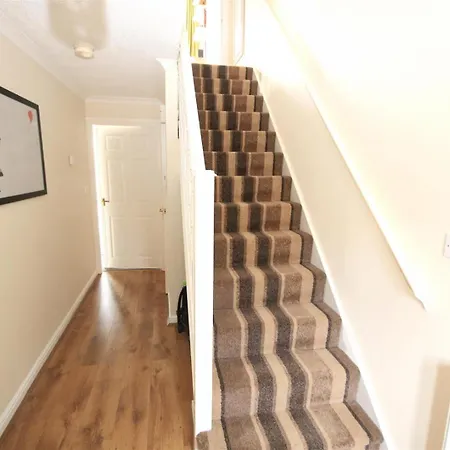 No1 House * Stainforth (South Yorkshire)